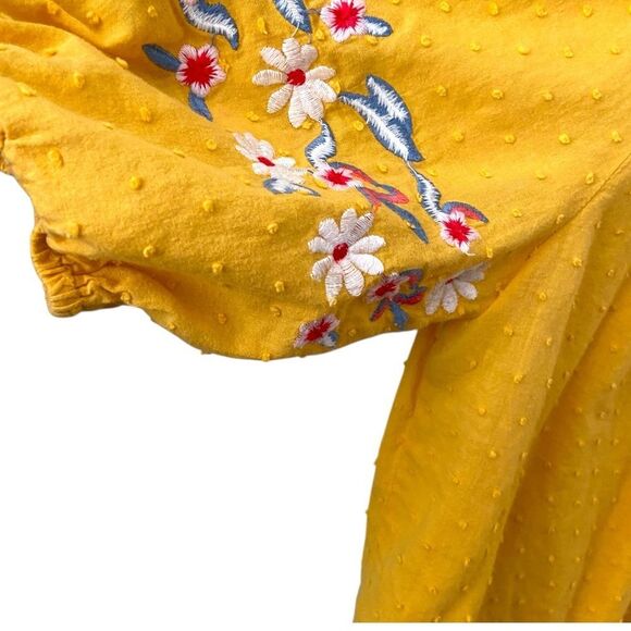 Solitaire Embroidered Mustard Yellow Women's Top in Size Medium - Picture 4 of 7
